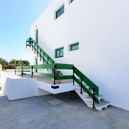 White Volcano Apartment, Free Access To The Fariones Sports Center Appartement Puerto del Carmen (Lanzarote)