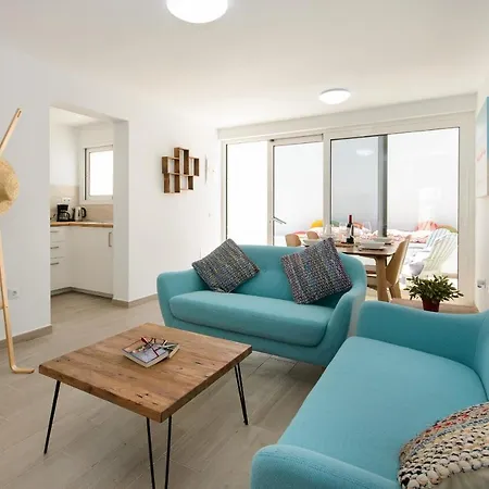 White Volcano Apartment, Free Access To The Fariones Sports Center *