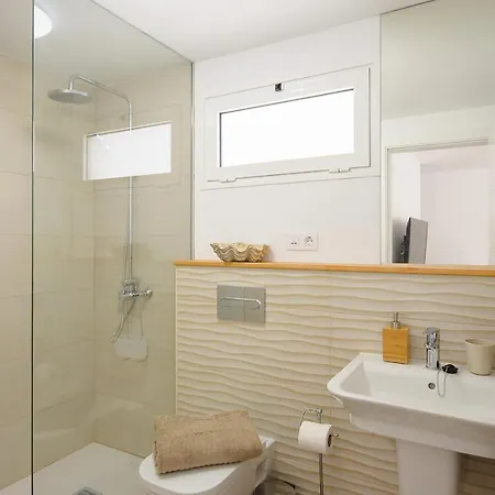 Appartement White Volcano Apartment, Free Access To The Fariones Sports Center